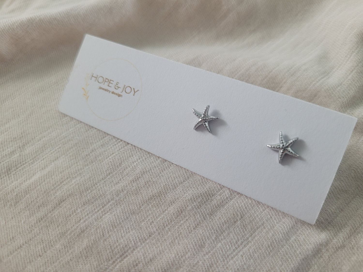 Rhodium-Plated Starfish Studs