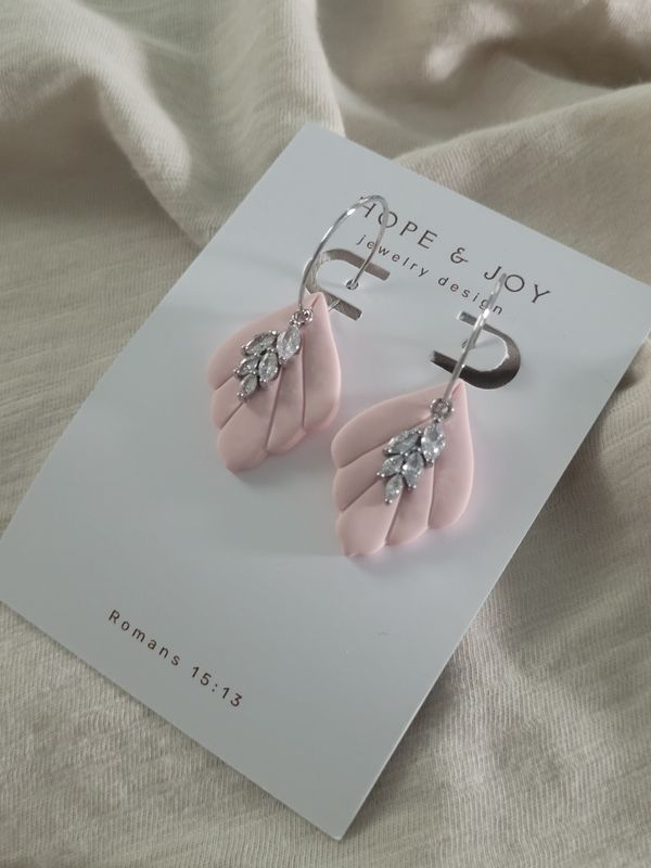 Krystyn White Gold-Plated Hoop Dangle in Pink