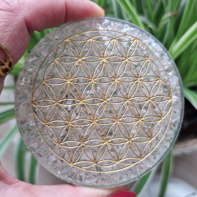Disque orgonite fleur de vie et cristal de roche