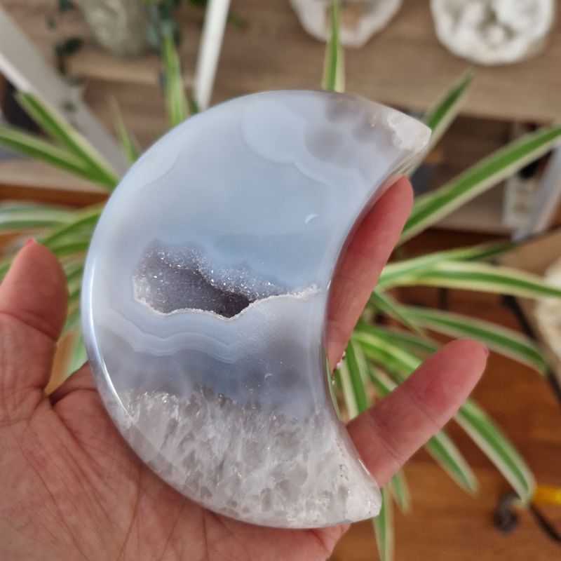 Lune ď agate cristallisée collection Brésil