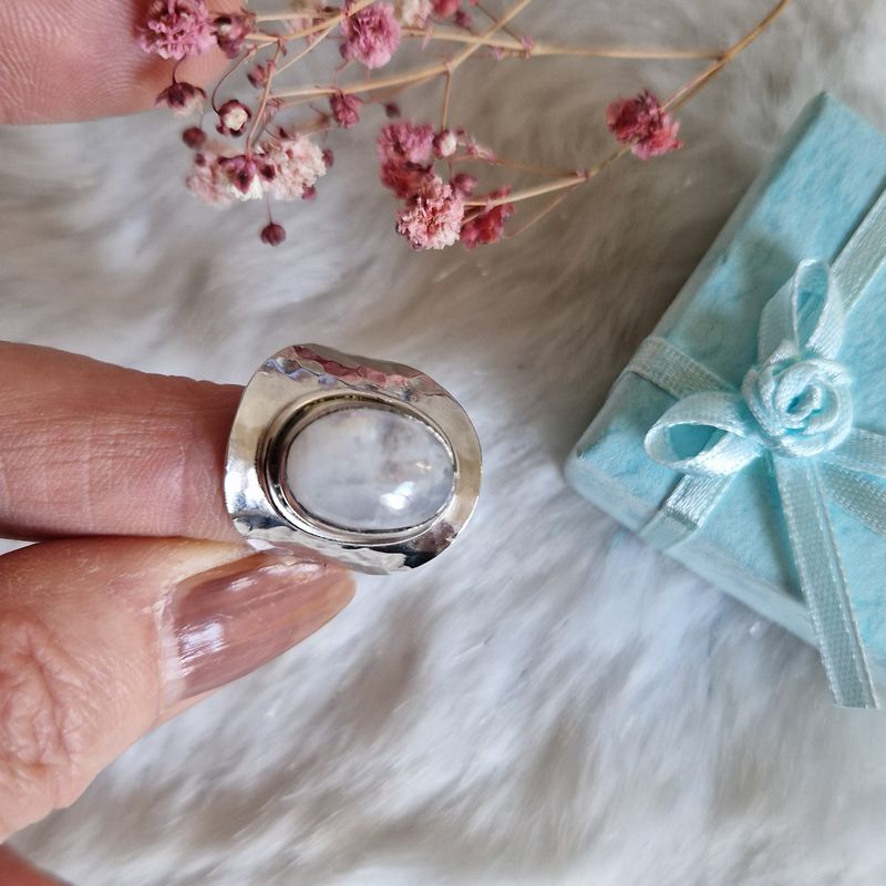 Bague réglable avec pierre de lune naturelle Bague réglable avec pierre de lune naturelle