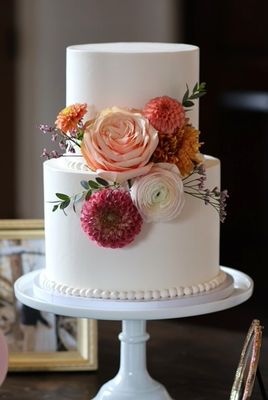 Dot Border Buttercream Cake
