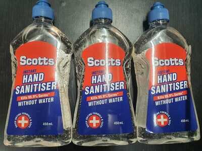 2 Bottles of Hand Sanitiser 450ml