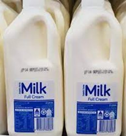 FAMILY FARM FULL CREAM MILK (2L)