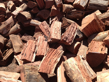 PREMIUM BURNING SEASONED MIXED IRON BARK/REDGUM/HARD/FIREWOOD (1X1 METRE CUBE CRATE X 2 $450) DELIVERS ILLAWARRA WIDE