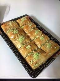 MAMA AHLAM BAKLAVA WALNUT (400g) MAMA AHLAM BAKLAVA WALNUT (400g)