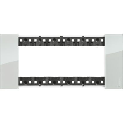 Placca Living Now 6 moduli - sky - materiale: plastica bimaterica