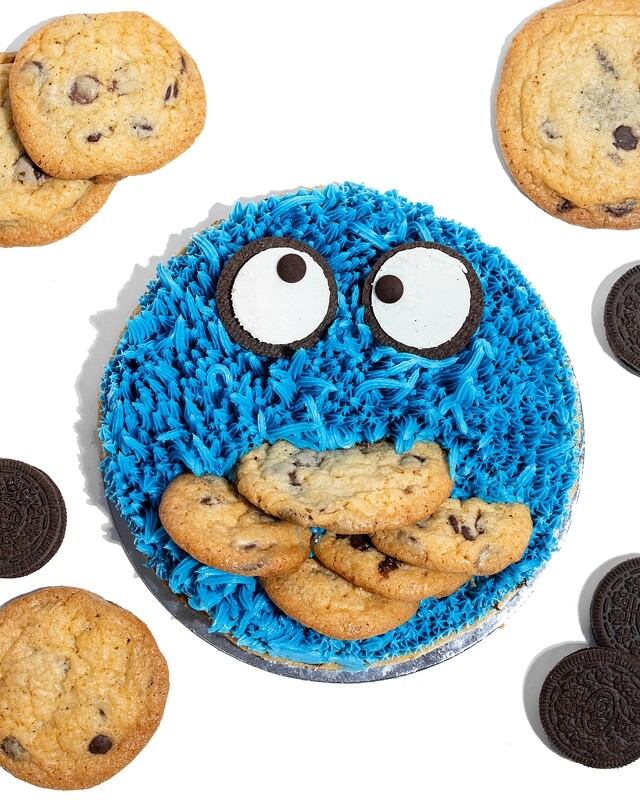 Cookie Monster Cookie Cake