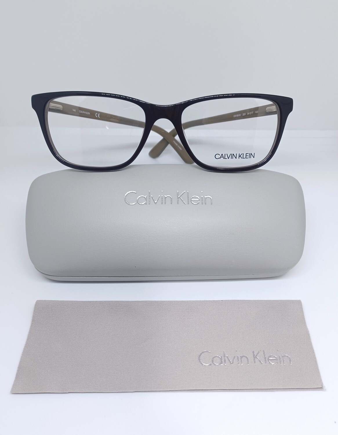 Calvin Klein 