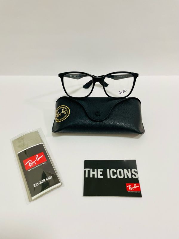 Ray-Ban