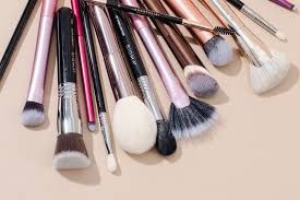 Makeup Brushes &amp; Cases