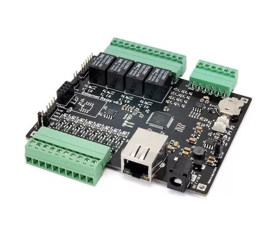 Scheda Ethernet 4 relè 5 A, 8 I / O digitali e 4 ingressi analogici : Interfaccia LAN programmabile con 4 ingressi analogici controllo da remoto