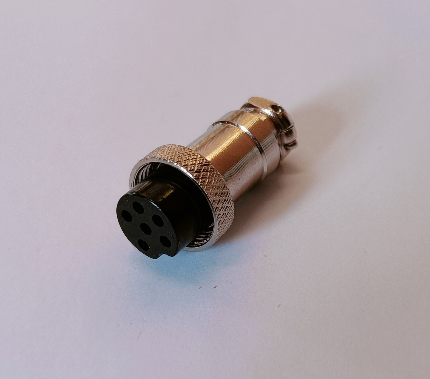 CONNETTORE PRESA MICROFONICA 6 POLI VOLANTE SCHERMATA