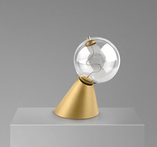 LAMPADA LED SATELLITE DA TAVOLO E COMODINO: ILLUMINAZIONE RIVOLUZIONARIA DESIGN CON OTTICA MOBILE ORIENTABILE TRAMITE MAGNETE