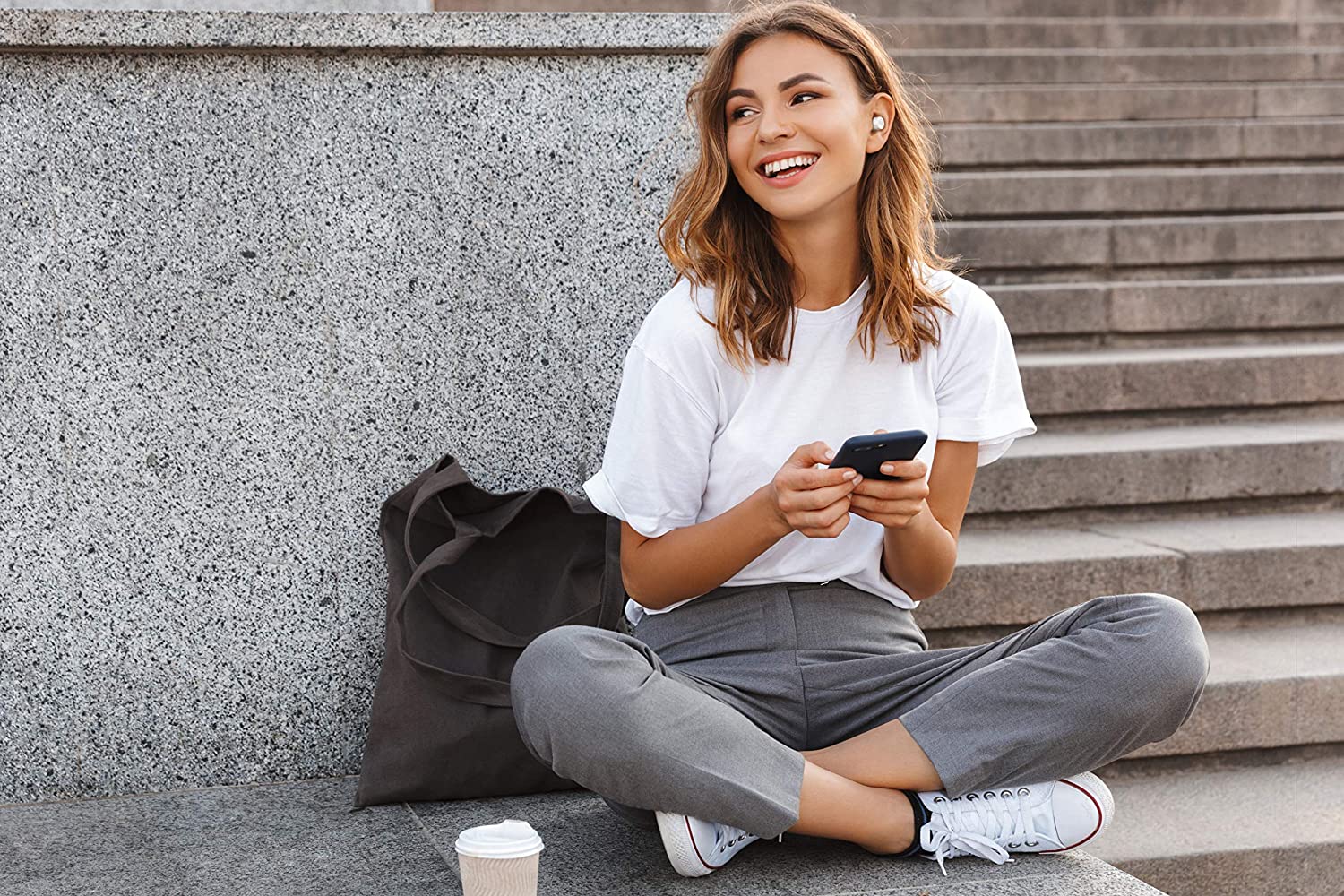 AURICOLARI STEREO CON BLUETOOTH - QUALITÀ DEL SUONO SUPERIORE MOTOROLA VERVEBUDS 120 BIANCHI COMANDI VOCALI PER ALEXA, SIRI, ASSISTENTE GOOGLE