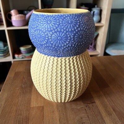 Vase in yellow & bloo