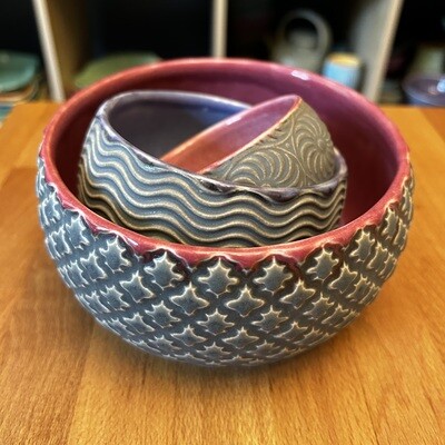 Nesting Bowls Set of 3 in crimson or purple & grey
