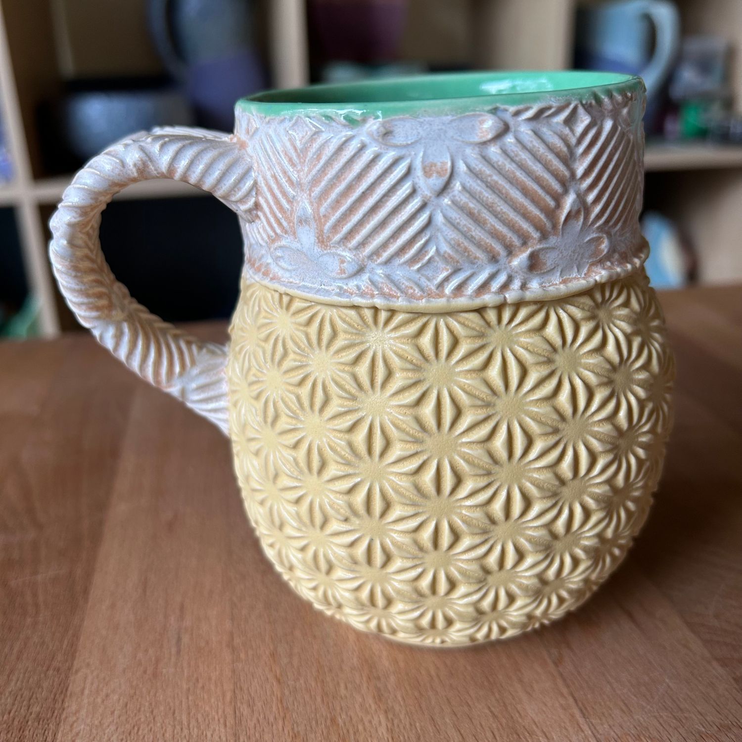 Bubble Cup with stars - 16oz in green, painted iron &amp; yellow