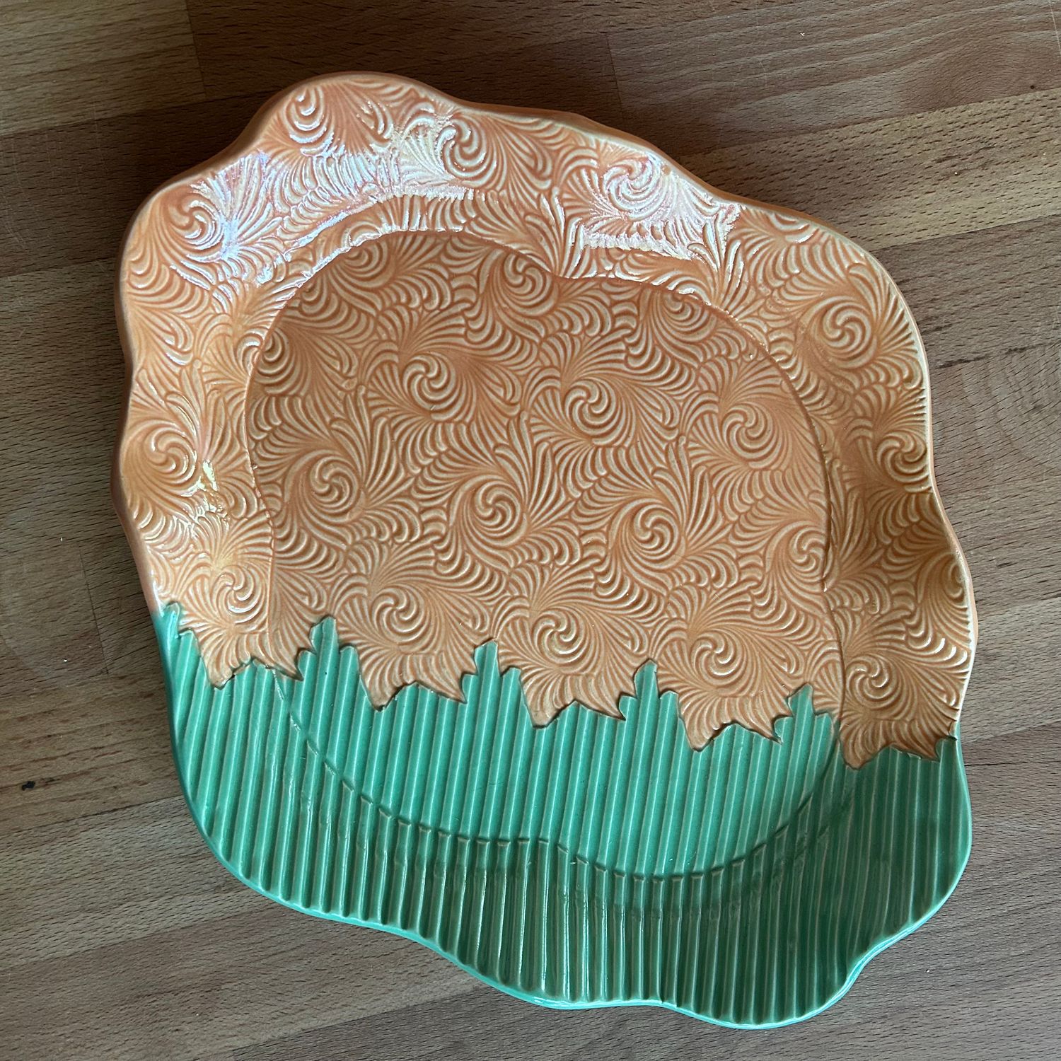 Sidelong Glance in peach  &amp; green