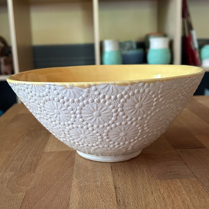 Salad Bowl in yellow &amp; painted iron
