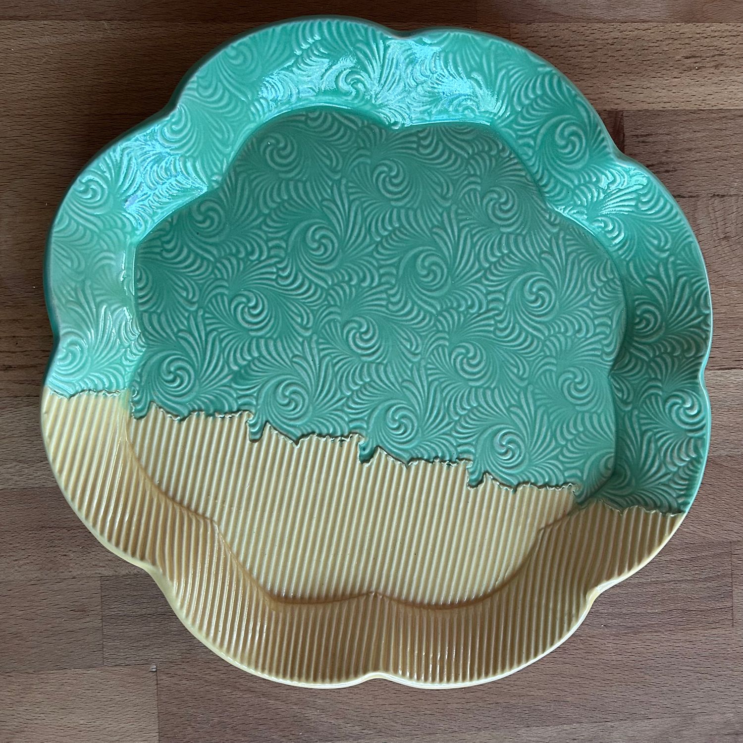 10" Dinner Plate in yellow &amp; green