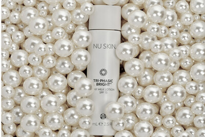Tri-Phasic Bright Milk Lotion SPF 15