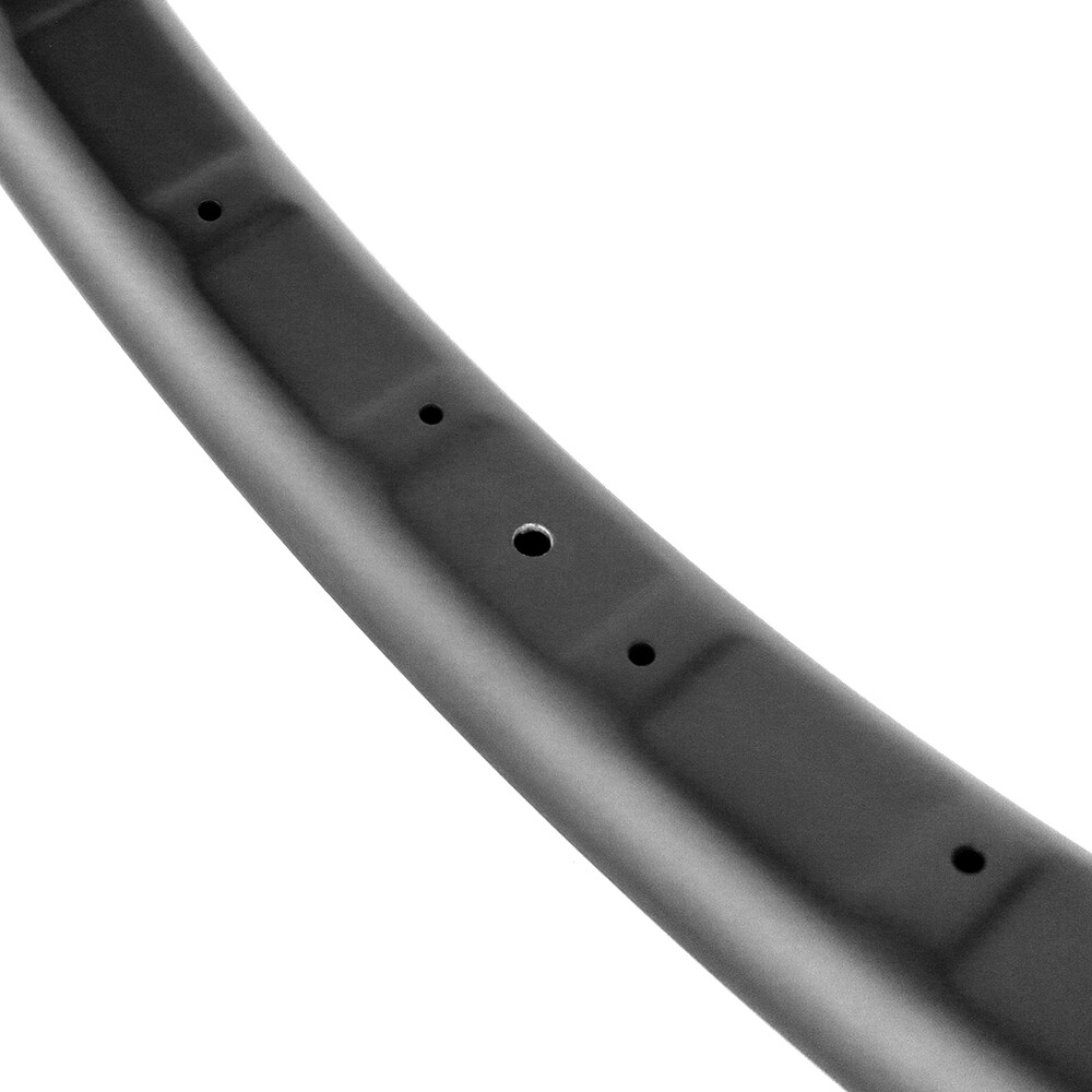 NXT26CD50 Crocodile 26 x 50mm (26+)