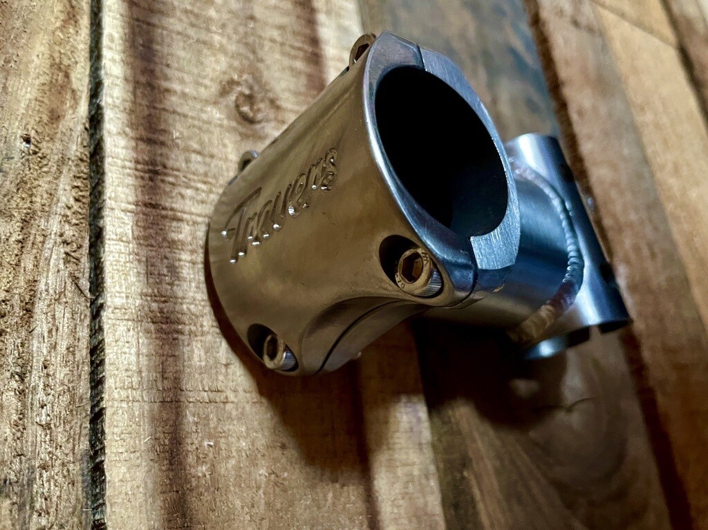Travers Titanium Stem