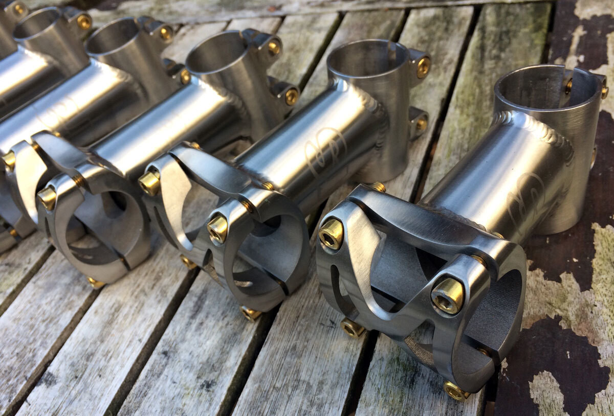 Travers Titanium Stem