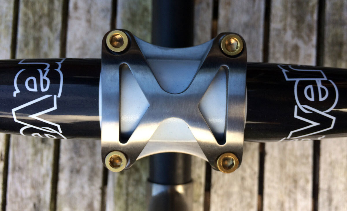 Travers Titanium Stem