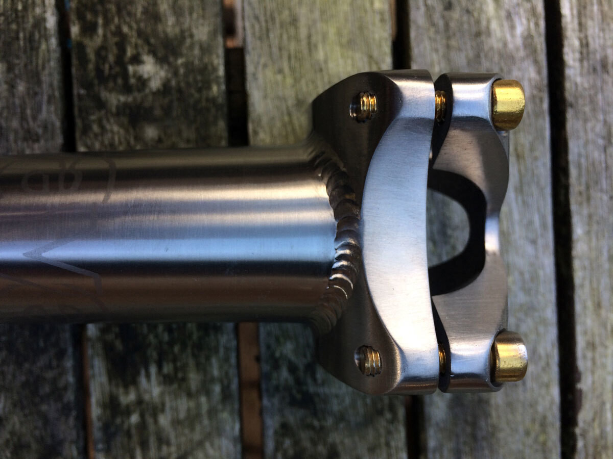 Travers Titanium Stem