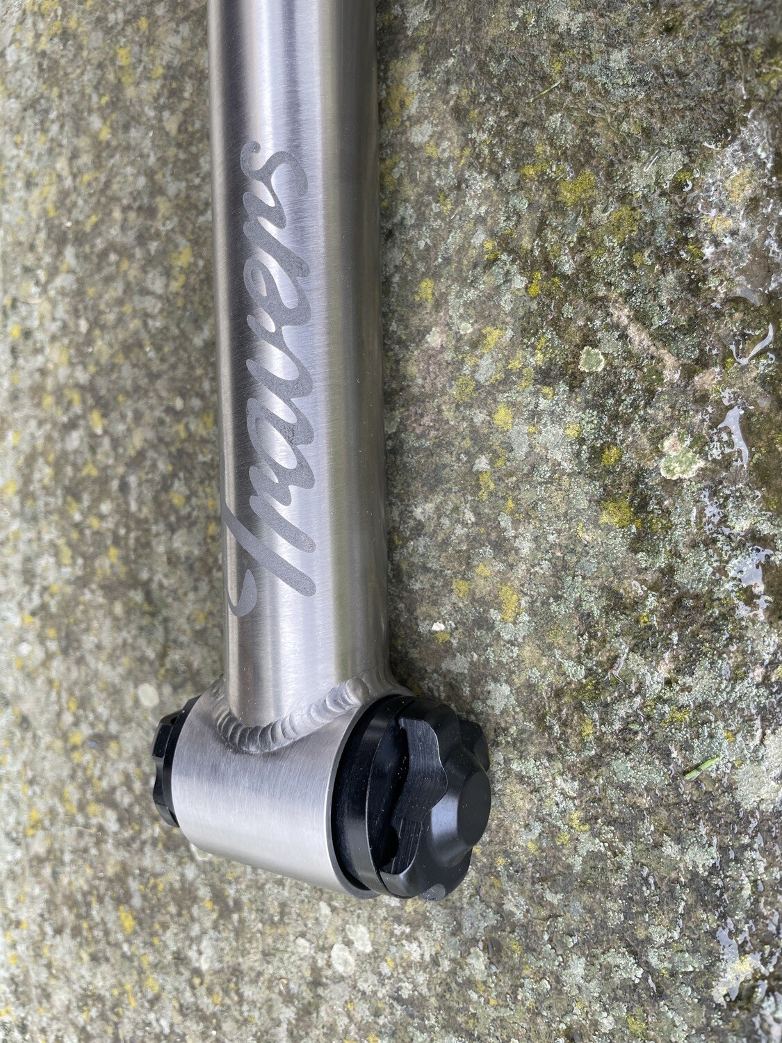 Travers Inline H2 Titanium Seatpost