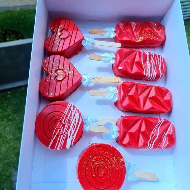 Cakesicles