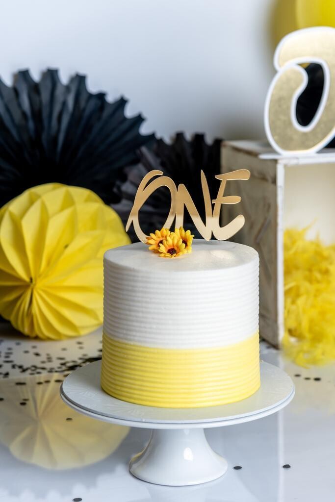 Ombre Smash Cake