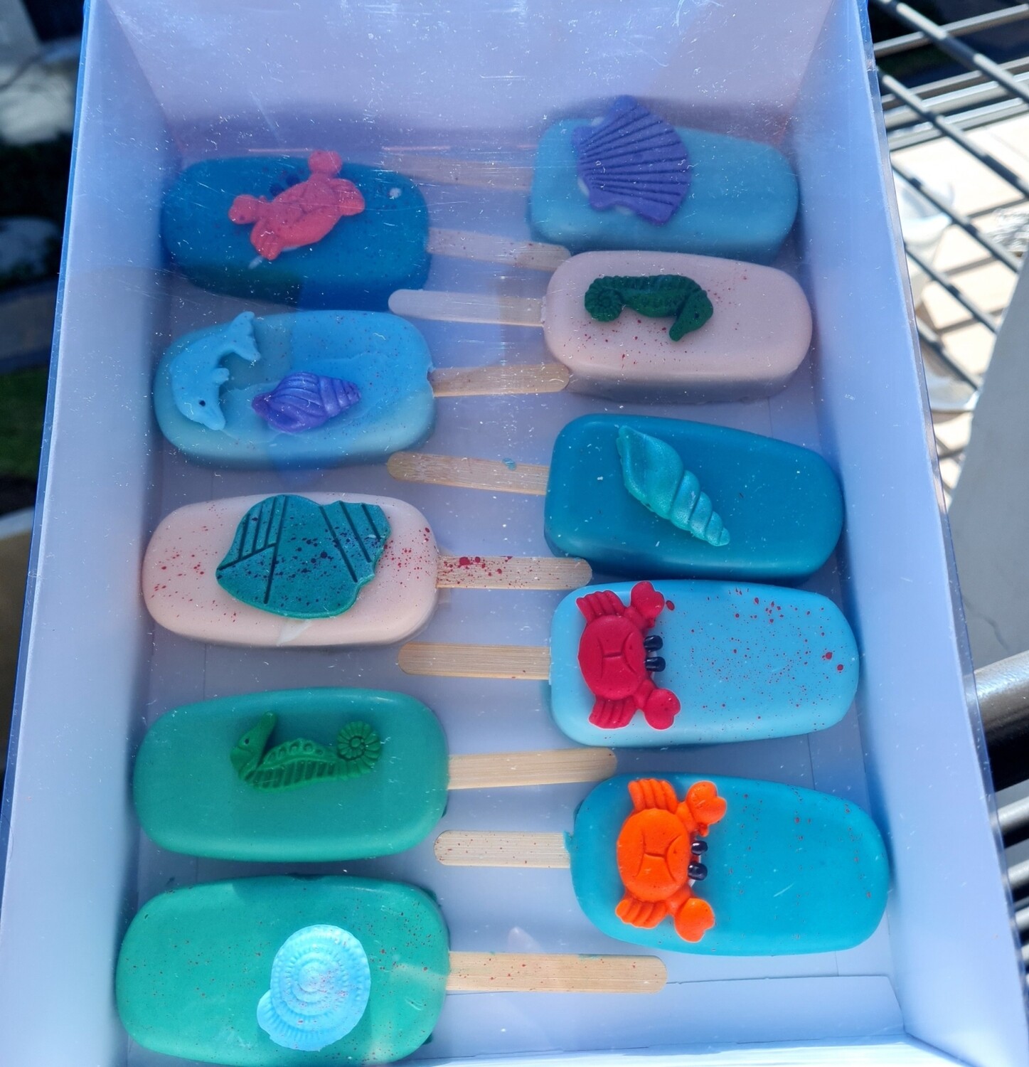 Cakesicles