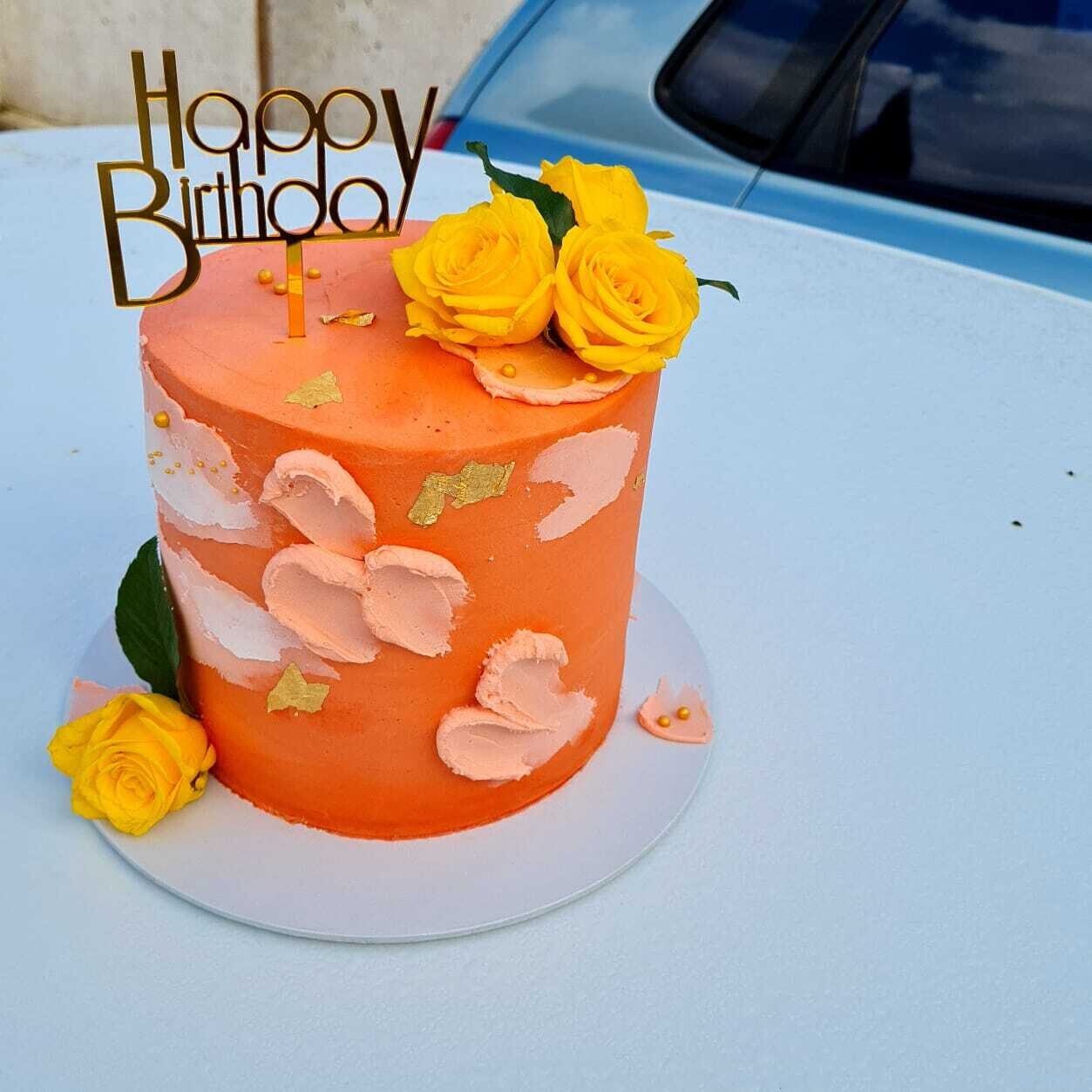 Peach stylish Cake