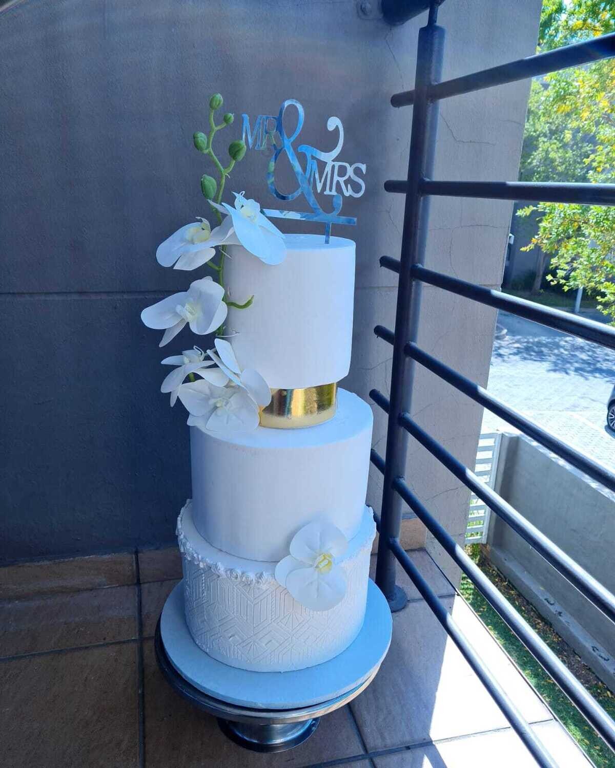 3 Tier Stylish Cake