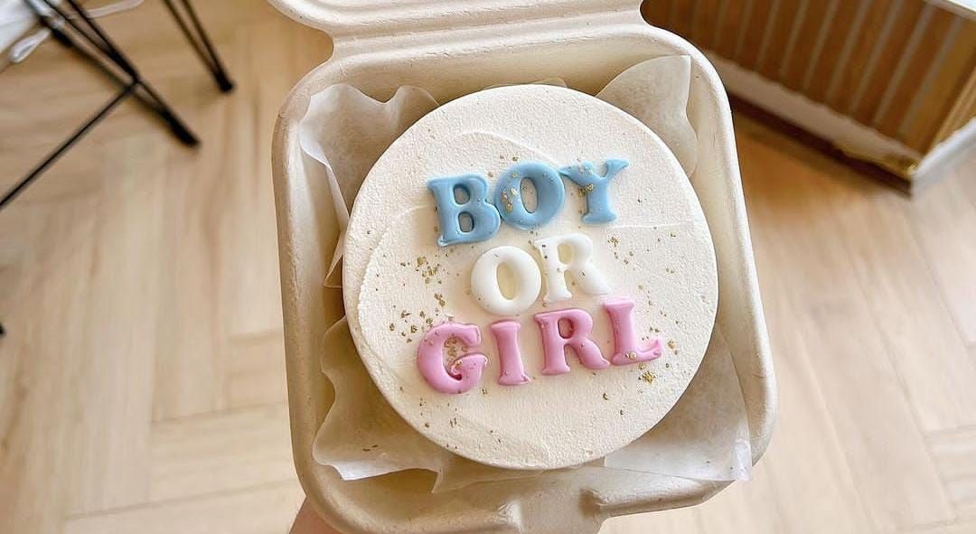 Lunch Box Cake