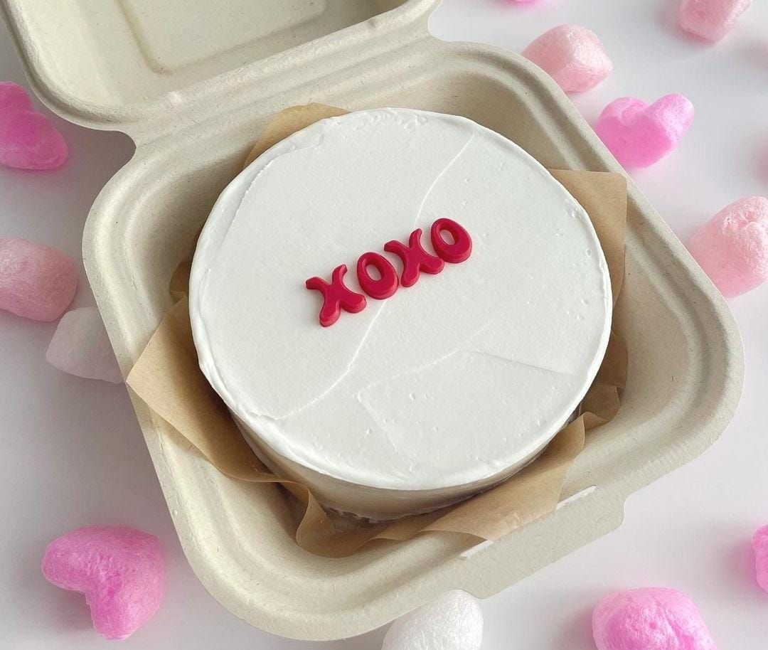 Lunch Box Cake