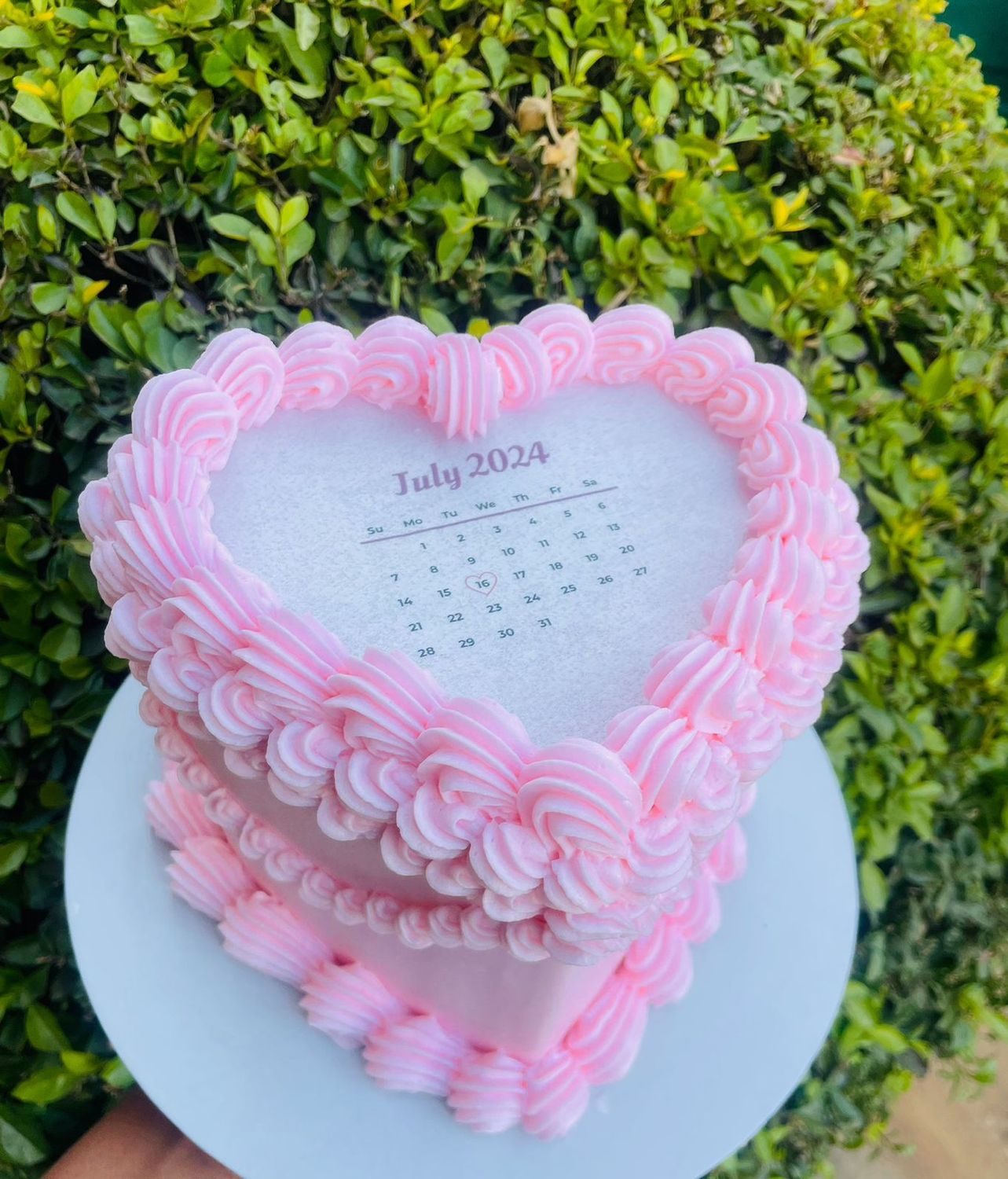 18cm Heart Burn Away Cake