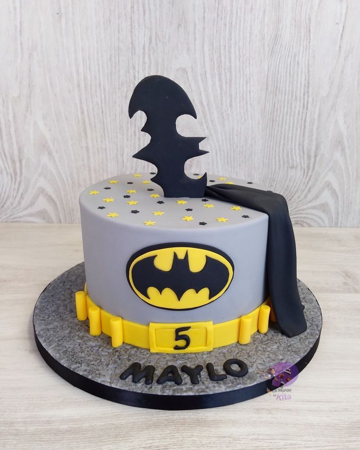 Themed Mini Cake