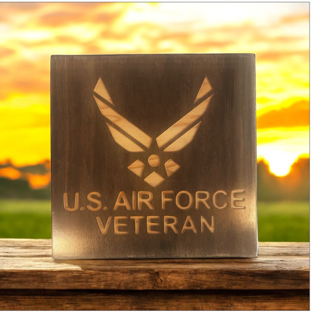 ‘U.S. Air Force - Retired’ Wall Décor