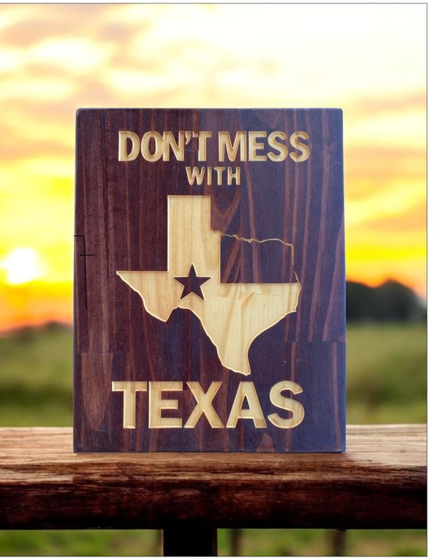 ‘Don’t Mess With Texas’ Wall Décor