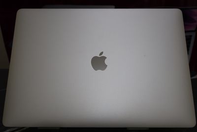 MACBOOK PRO 15&quot; 2018 CORE I9 16GB DE RAM 512GB SSD APPLE