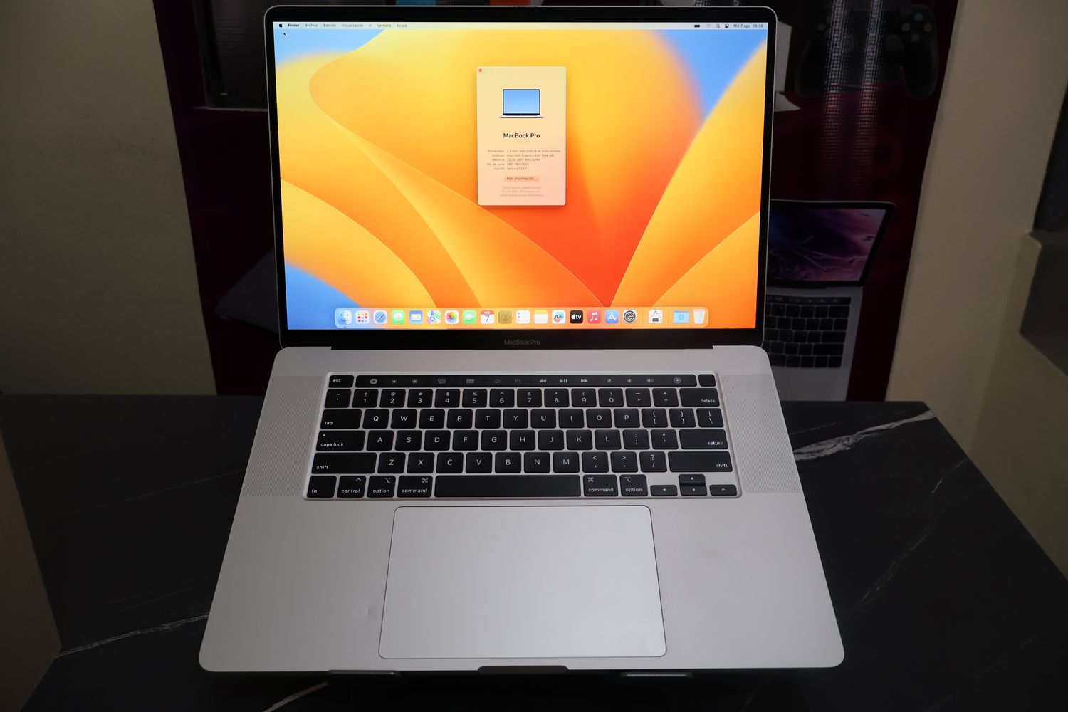 MACBOOK PRO 16&quot; 2019 CORE I9 32GB DE RAM 512GB SSD APPLE