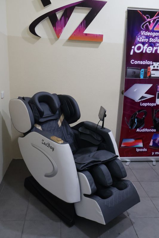 SILLON MASAJEADOR 5D CONFORT GRAVEDAD 0 BLANCO CON AZUL ZOEDAY