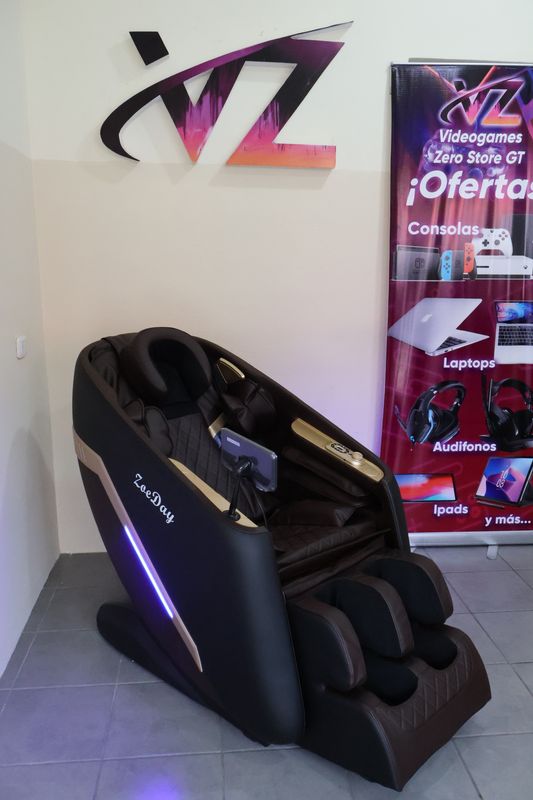SILLON MASAJEADOR 5D DELUXY GRAVEDAD 0 CAFE CON NEGRO ZOEDAY