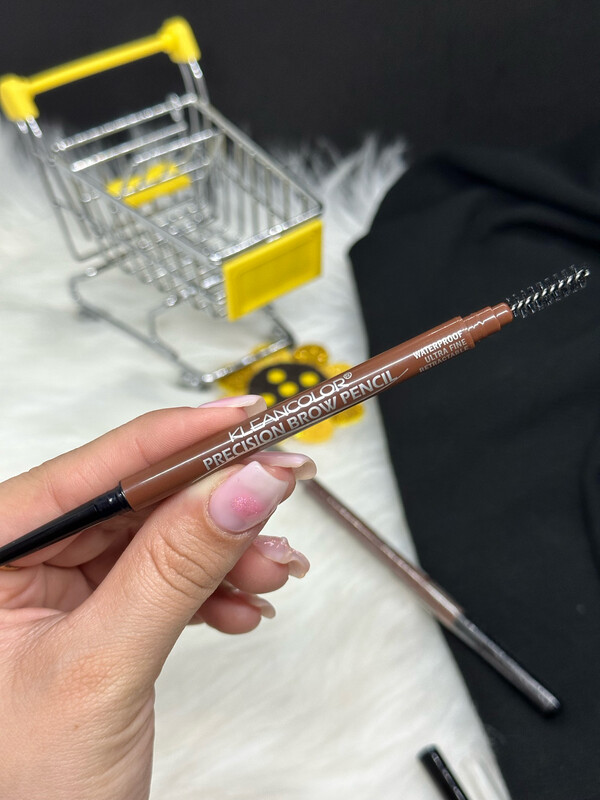 Lapiz de Cejas delgado con Peine Kleancolor