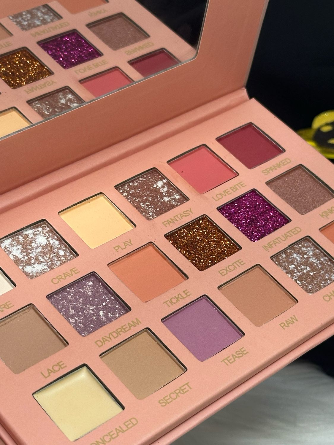 Paleta de Sombras 18 Tonos