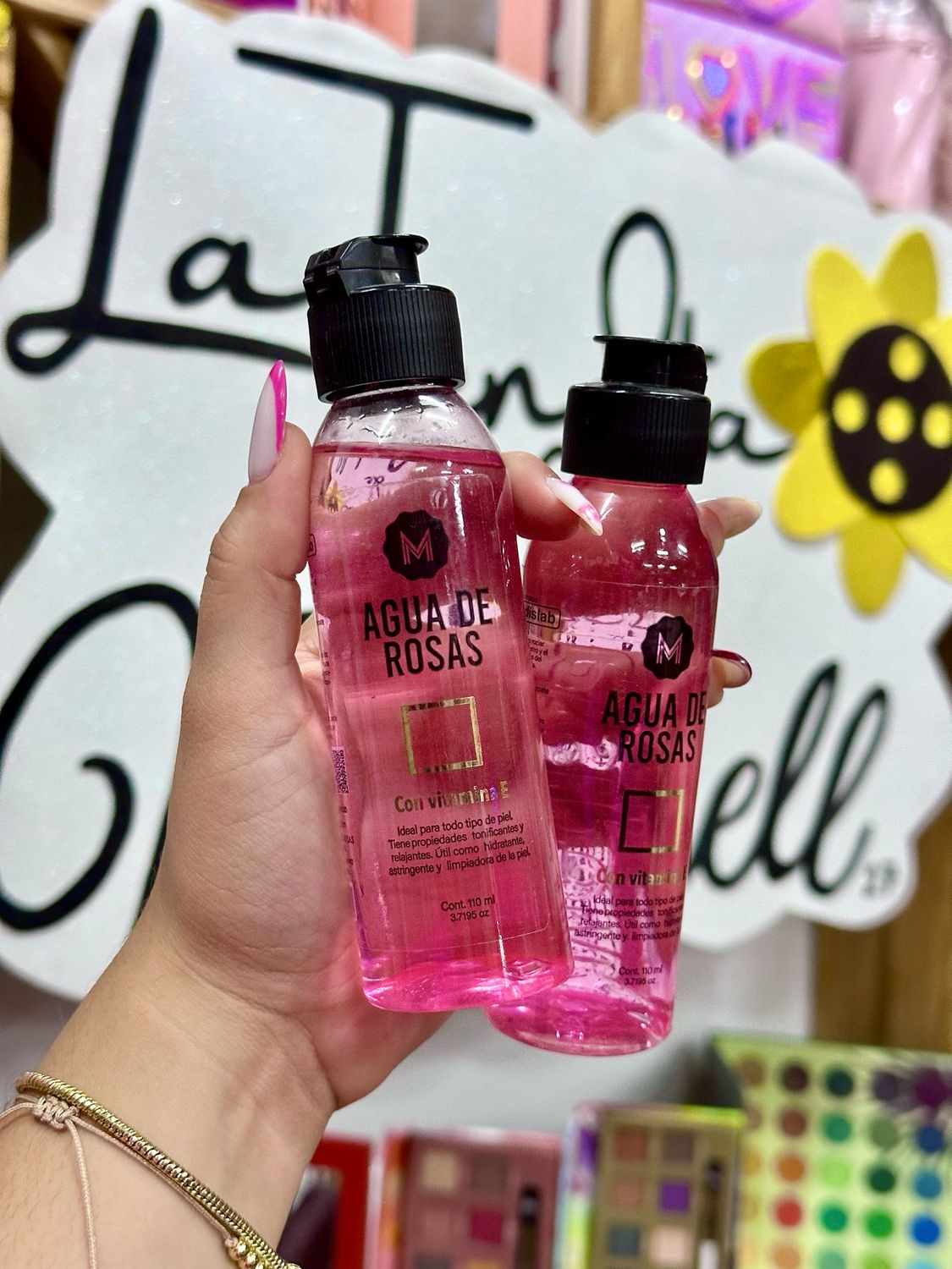 Agua de Rosas